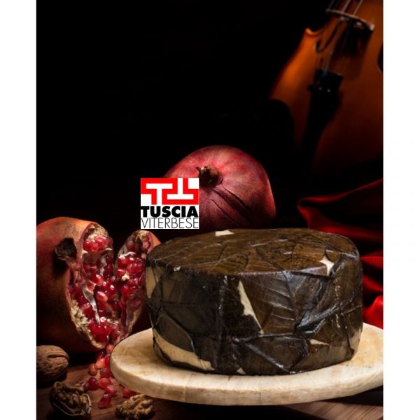 Pecorino Affinato in Foglie di Noce