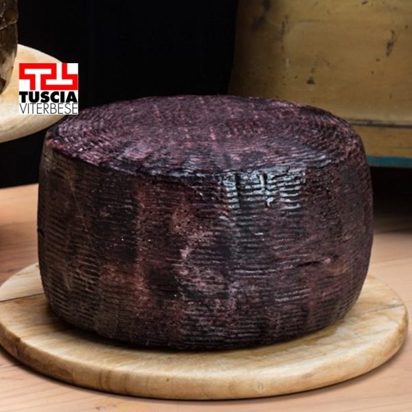 Pecorino Affinato nel Vino Rosso
